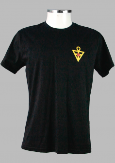 Camiseta Triangulo Rosacruz - Preta